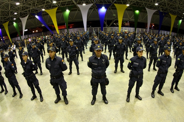 Militares