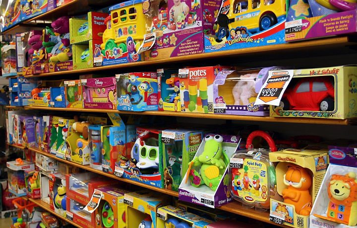 Prateleira de Brinquedos
