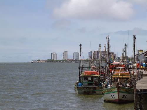 barcos do bairro industrial