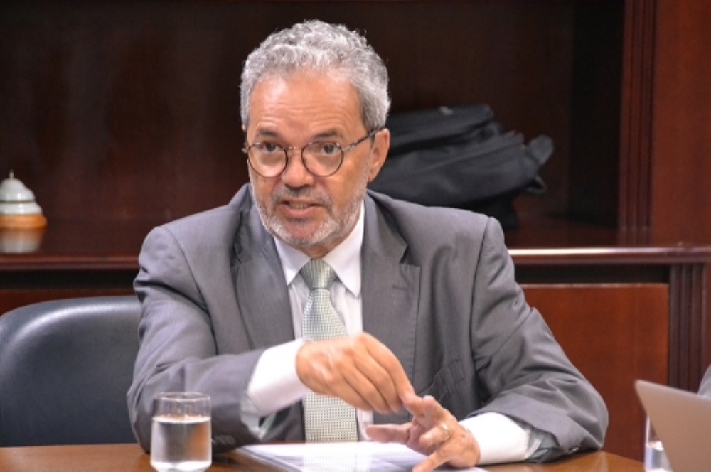 clovis barbosa