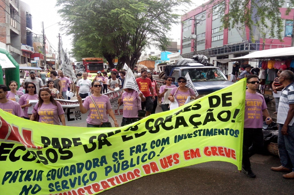greve tecnicos ufs
