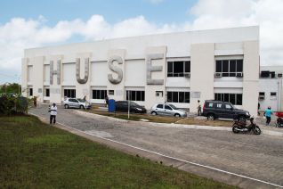 huse 1