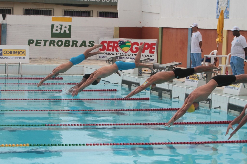 natação