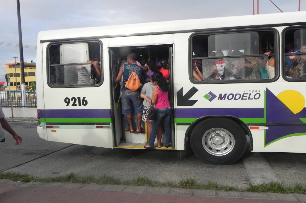 onibus lotado