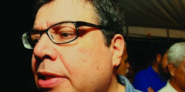 prefeito de indiaroba