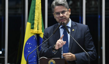 senador 03 07 2019